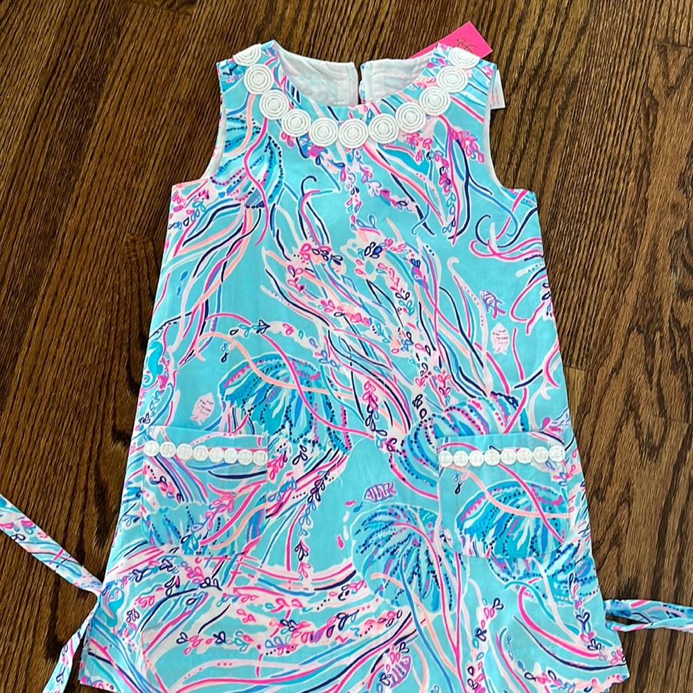 Lilly Pulitzer shift dress size 4 nwt